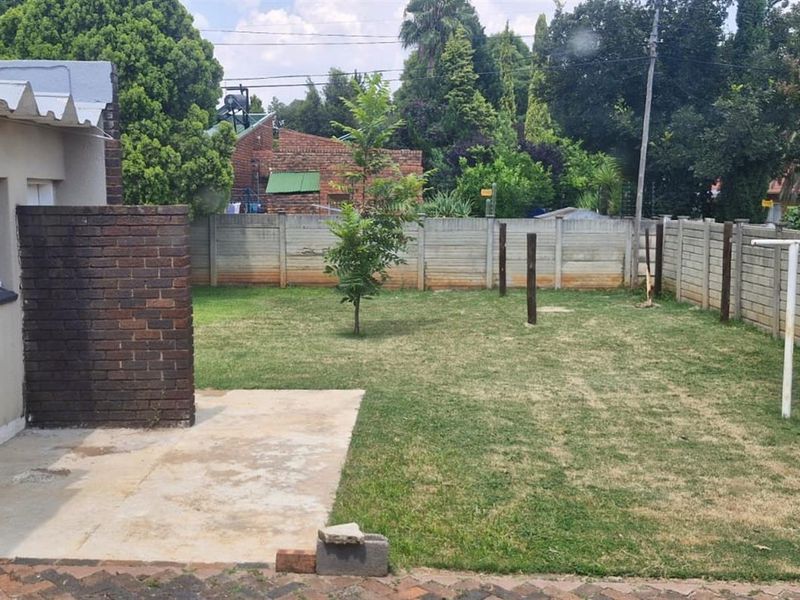 House For Sale in Wilkoppies, Klerksdorp, North West - Photo 9