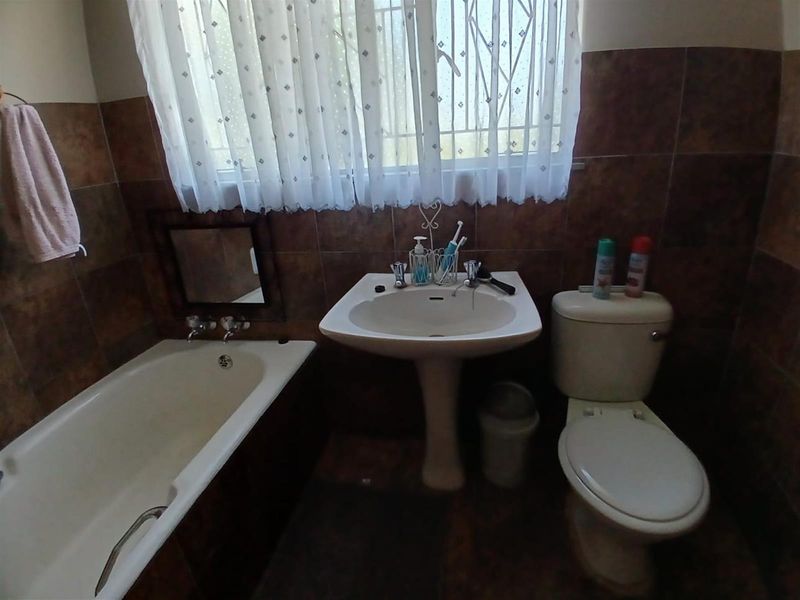 House For Sale in Memel - Photo 9