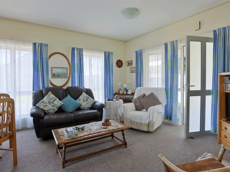 A Beautiful Cottage for Relaxed Retirement Living - Photo 9
