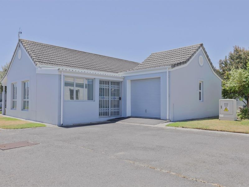 A Beautiful Cottage for Relaxed Retirement Living - Photo 3