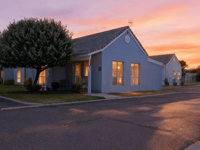 A Beautiful Cottage for Relaxed Retirement Living - Photo 4