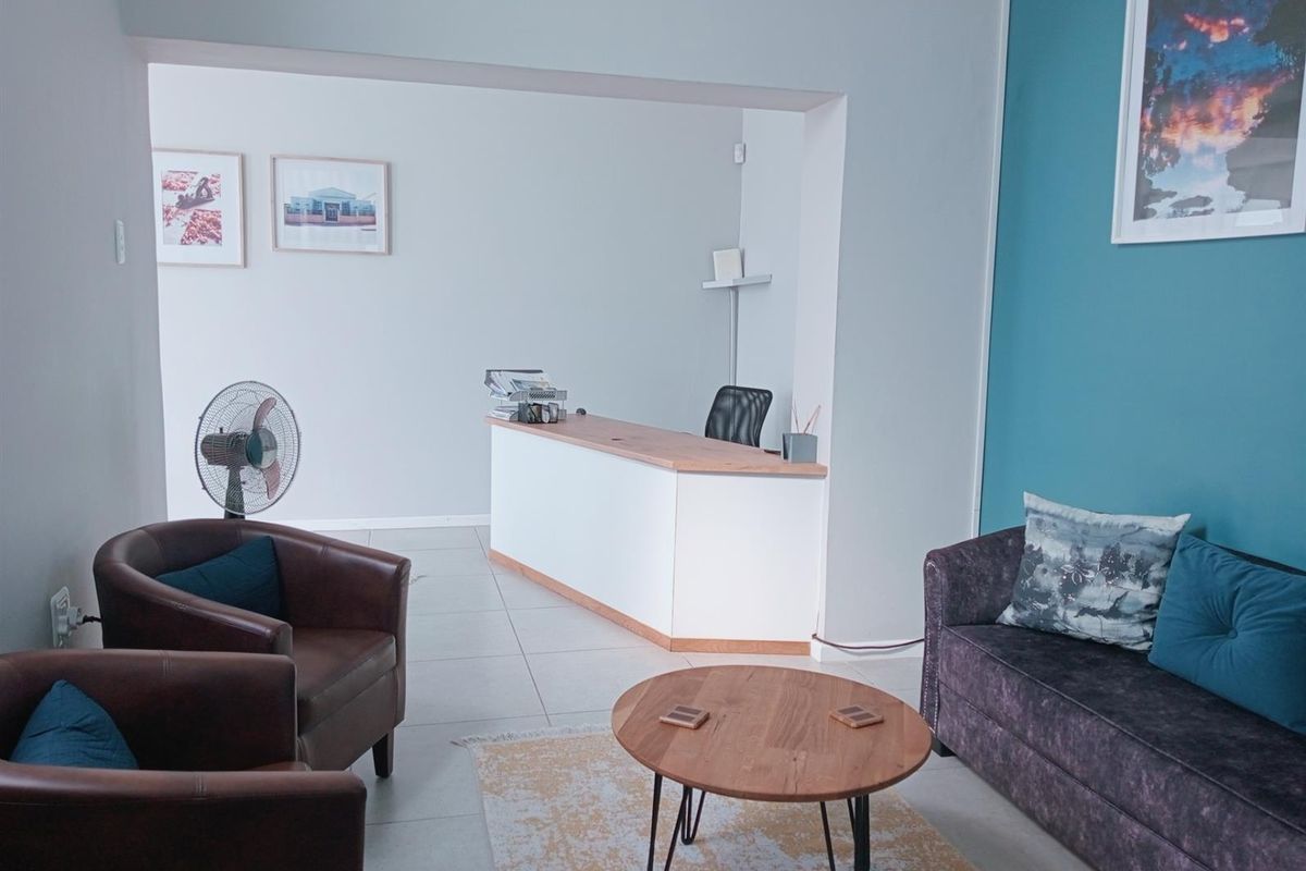 WELL LOCATED COMMERCIAL PROPERTY FOR SALE - Photo 2