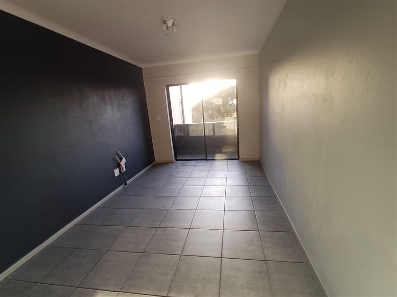 Apartment To Rent in Umbogintwini, Amanzimtoti, KwaZulu Natal - Photo 6