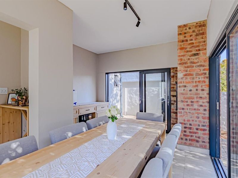 Modern and Energy-Efficient Home in Secure Estate! - Photo 8