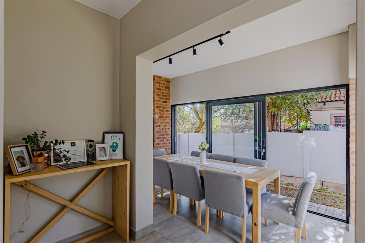 Modern and Energy-Efficient Home in Secure Estate! - Photo 5