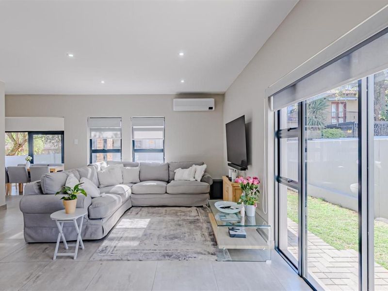 Modern and Energy-Efficient Home in Secure Estate! - Photo 4