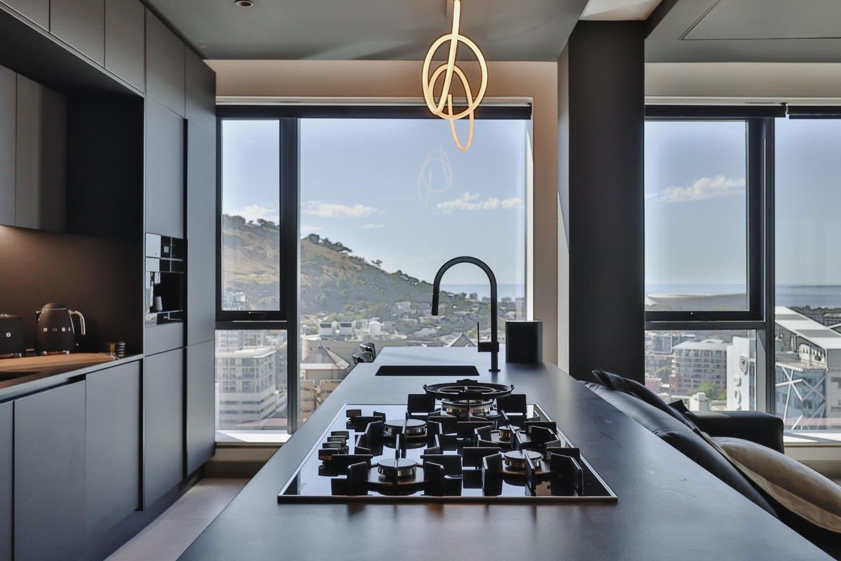 Apartment For Sale in Cape Town City Centre, Cape Town - Photo 3