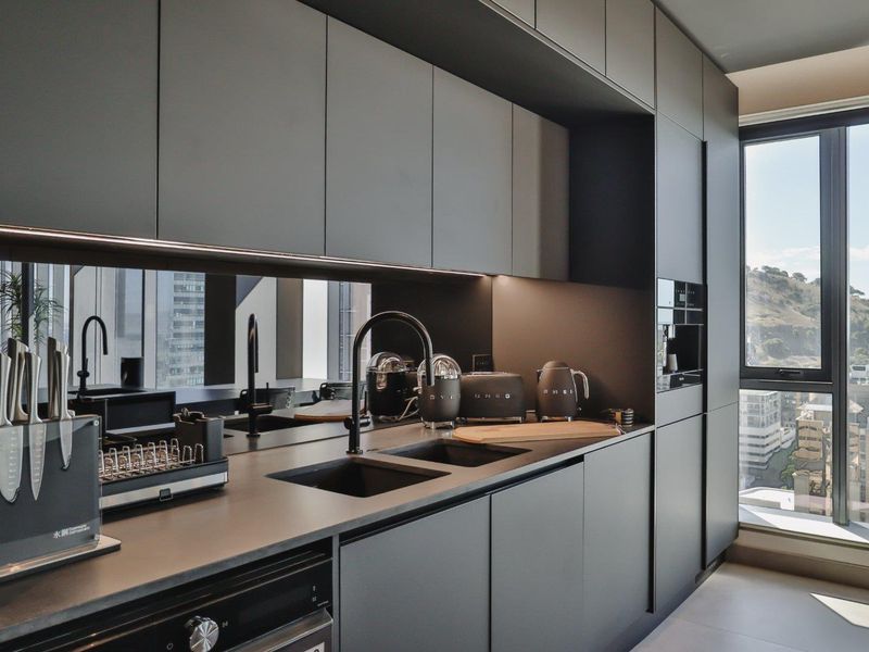 Apartment For Sale in Cape Town City Centre, Cape Town - Photo 4