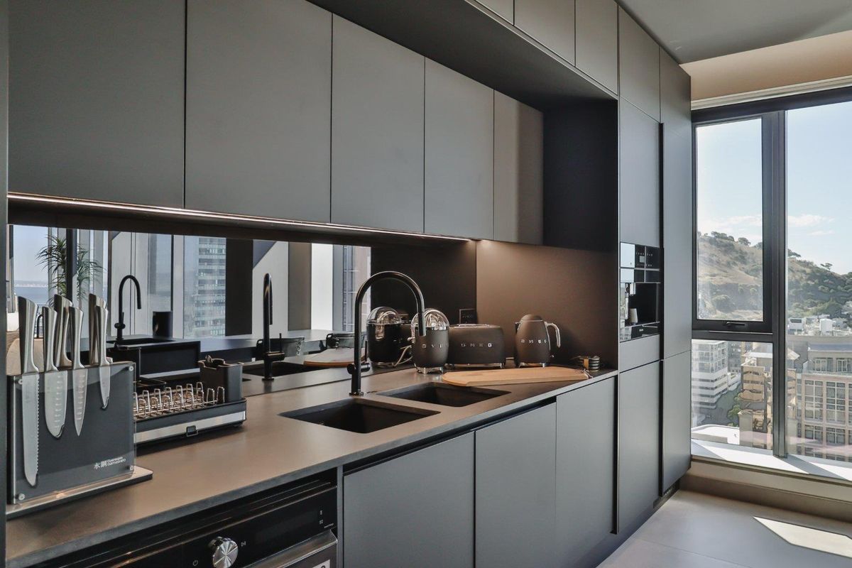 Apartment For Sale in Cape Town City Centre, Cape Town - Photo 4