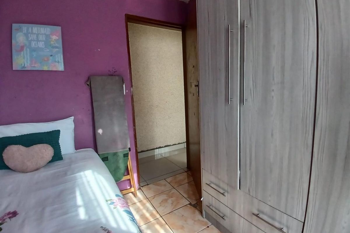 House For Sale in Madadeni A, Madadeni, Newcastle, KwaZulu Natal - Photo 4