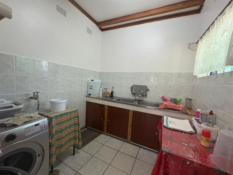 Elegant 4-Bedroom Home for Sale in Utrecht - Perfect for Retirement, Family Living and investment - Photo 8