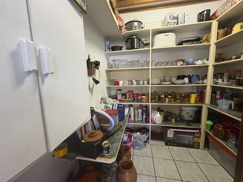 Elegant 4-Bedroom Home for Sale in Utrecht - Perfect for Retirement, Family Living and investment - Photo 10