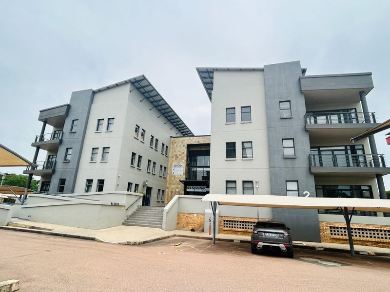 Premium Grade Commercial Property For Sale in Die Hoewes, Centurion - Photo 2