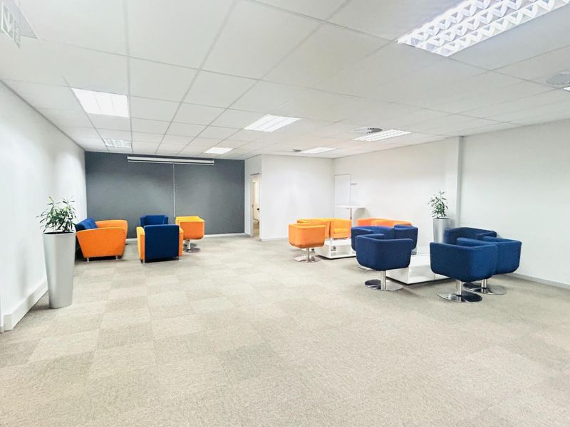 Premium Grade Commercial Property For Sale in Die Hoewes, Centurion - Photo 9