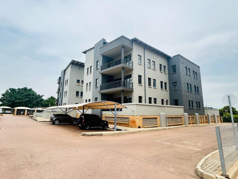 Premium Grade Commercial Property For Sale in Die Hoewes, Centurion - Photo 4