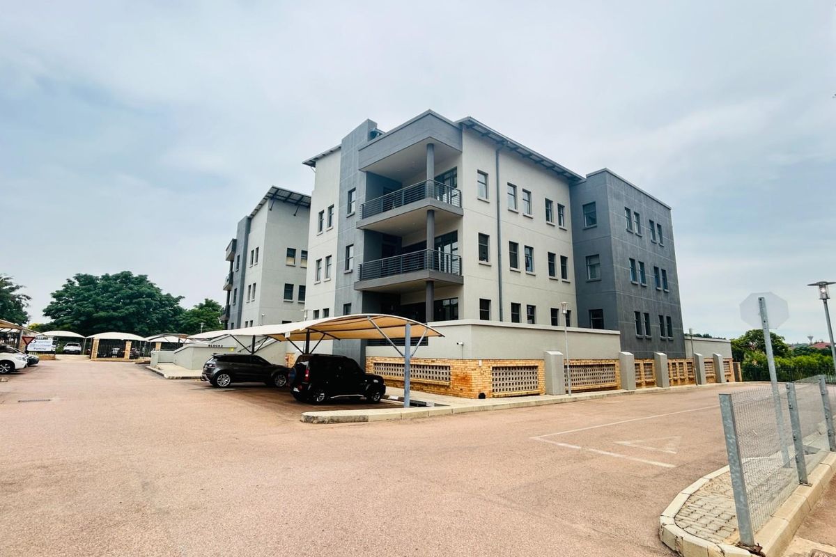 Premium Grade Commercial Property For Sale in Die Hoewes, Centurion - Photo 4