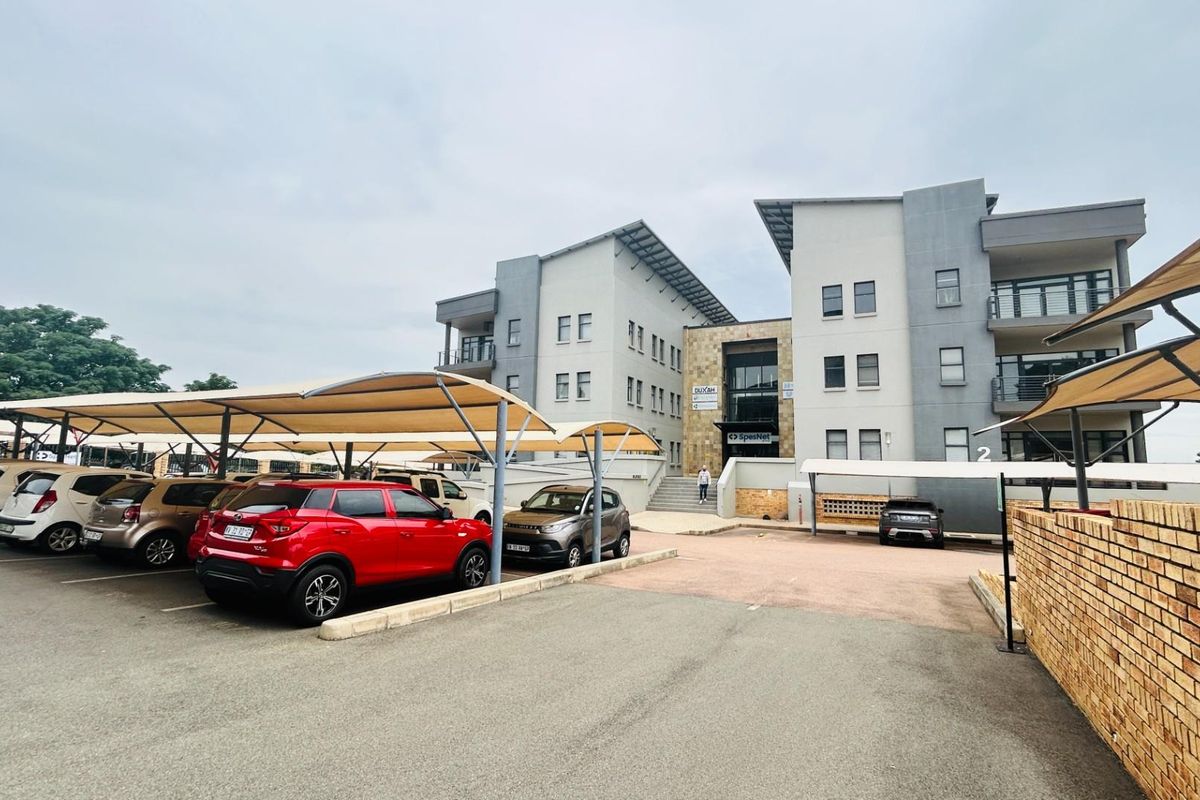 Premium Grade Commercial Property For Sale in Die Hoewes, Centurion - Photo 3