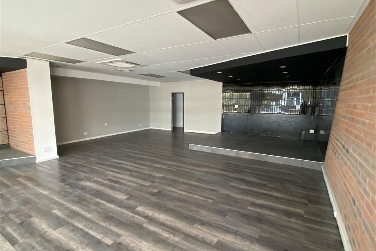 Retail Space To Rent in Gardens, Cape Town - Photo 5