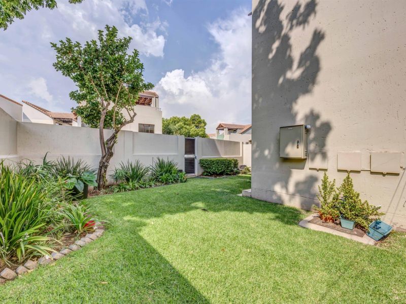 Beautiful One Bedroom Garden Apartment In Cara Bianca, Broadacres - Photo 2