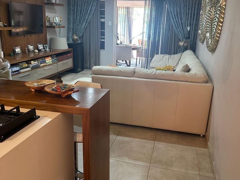 Apartment For Sale with Furniture in  Montego Bay, Kosmos, Hartbeespoort, North West - Photo 8