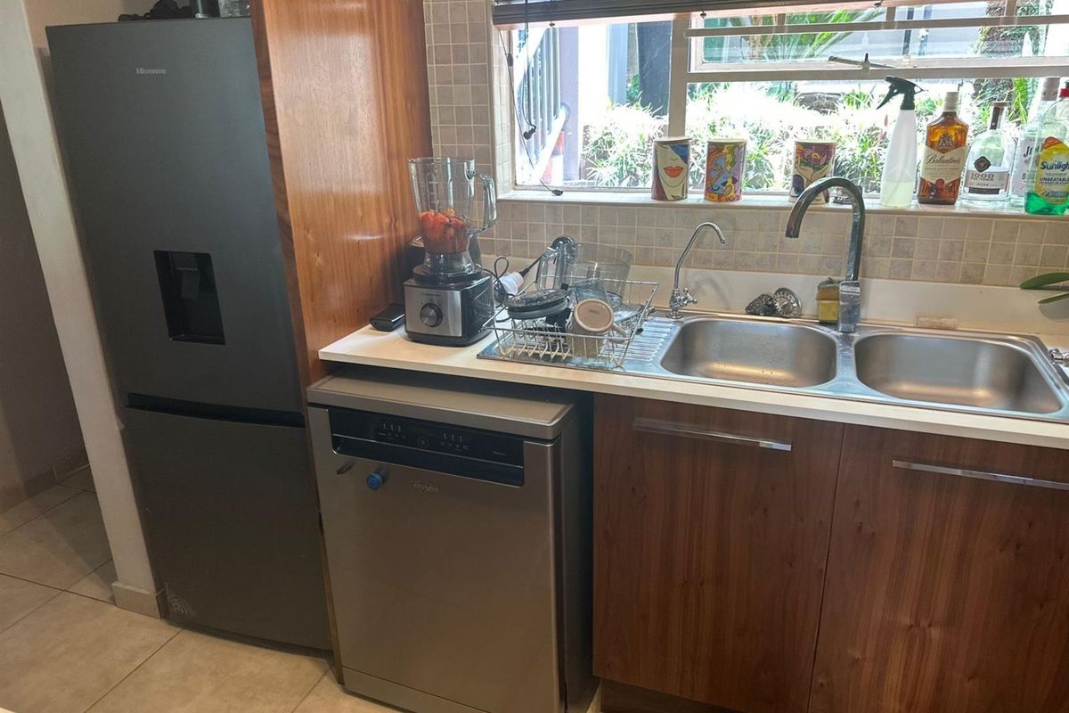 Apartment For Sale with Furniture in  Montego Bay, Kosmos, Hartbeespoort, North West - Photo 5