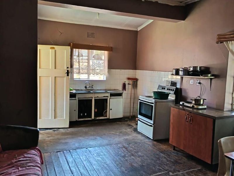 House  For Sale in Roodepoort Central, Roodepoort - Photo 9