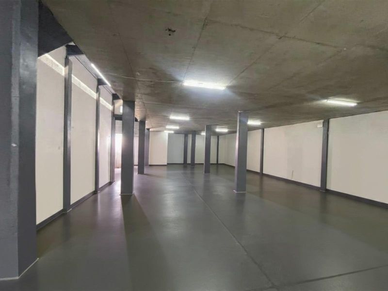 Relatively NEW Industrial Property, in a Business Park To Rent in Ormonde, Johannesburg - Photo 8