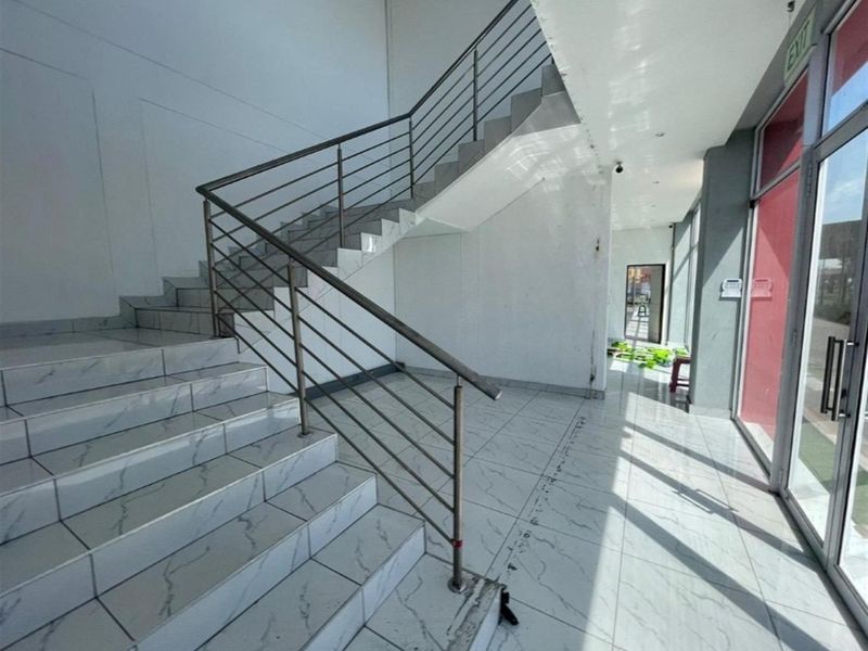 Relatively NEW Industrial Property, in a Business Park To Rent in Ormonde, Johannesburg - Photo 4