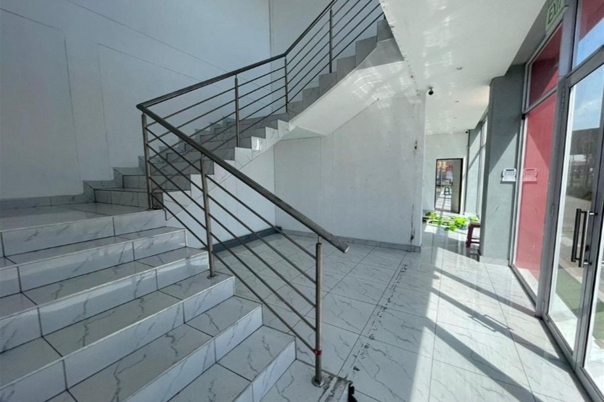 Relatively NEW Industrial Property, in a Business Park To Rent in Ormonde, Johannesburg - Photo 4