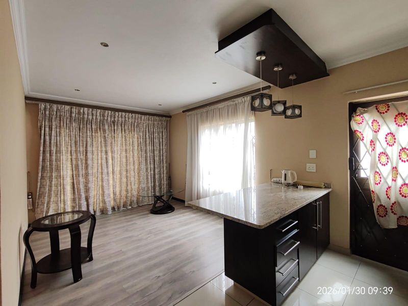 3 Bedroom Family Home in Summerset, Midrand - Photo 6