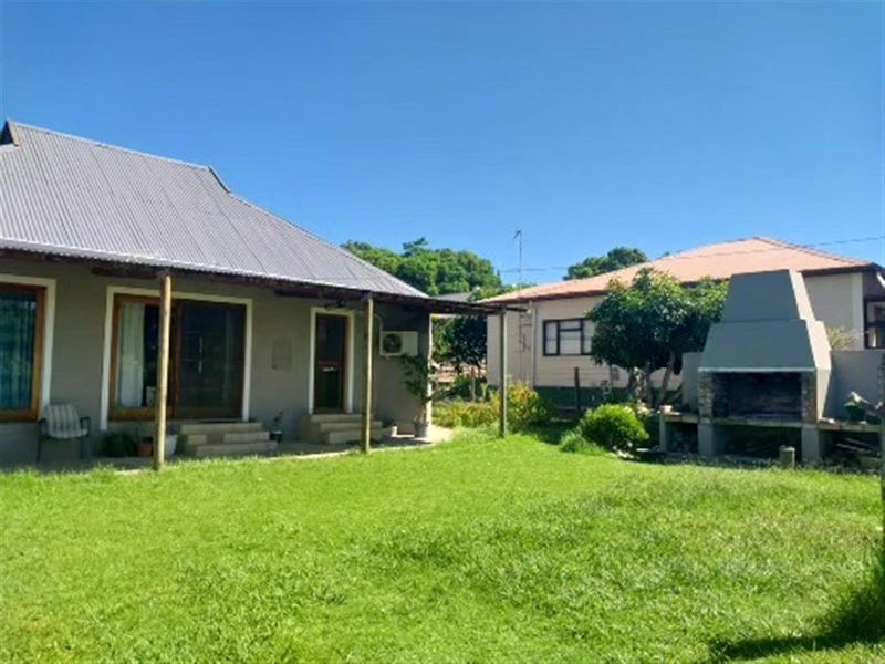 Two Bedroom House for Sale in Heidelberg Western Cape - Photo 2