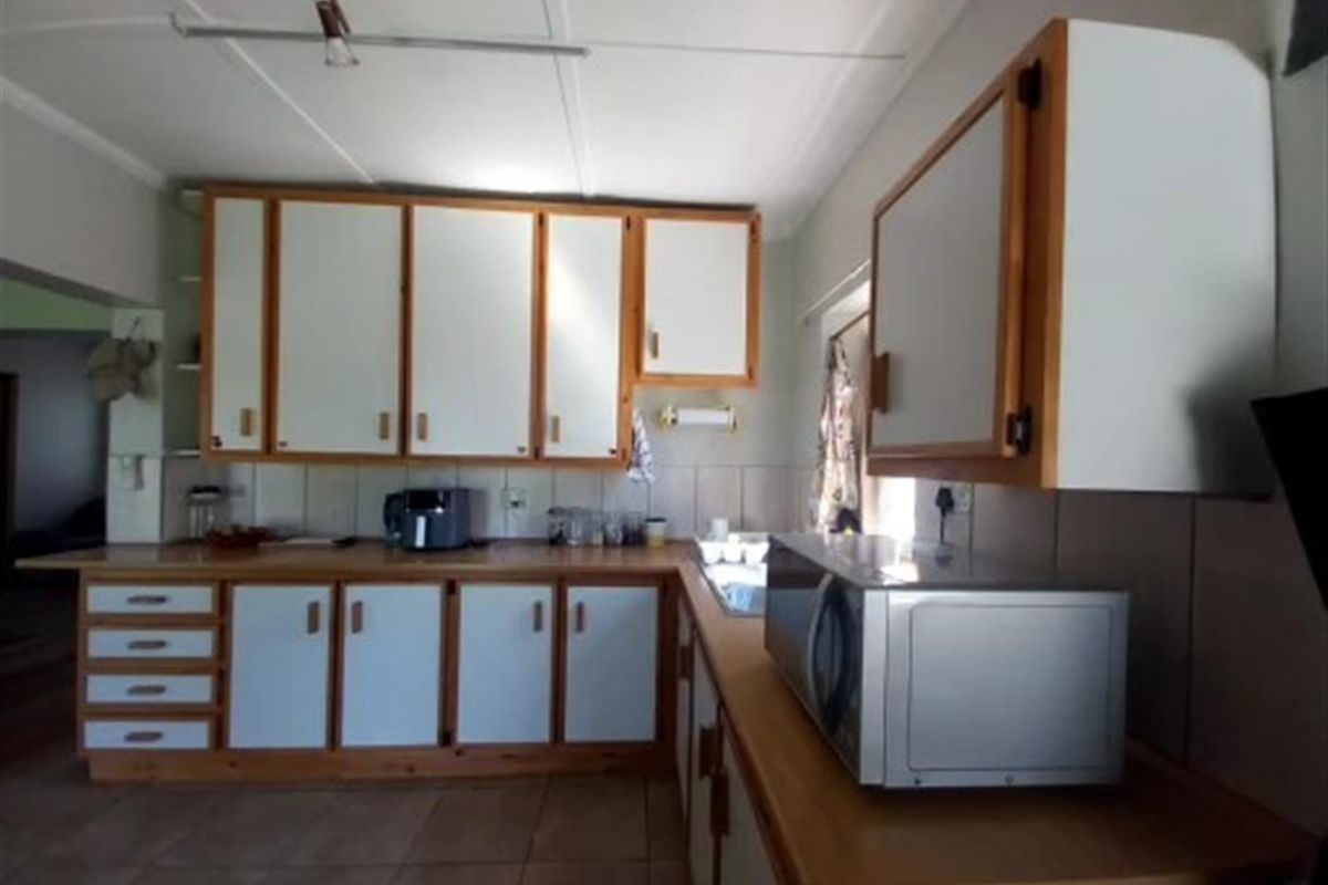 Two Bedroom House for Sale in Heidelberg Western Cape - Photo 3