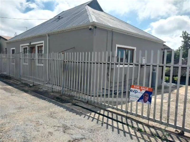 Two Bedroom House for Sale in Heidelberg Western Cape - Photo 1