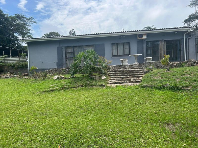 3 Bedroom House To Rent in Uvongo, KwaZulu Natal - Photo 2