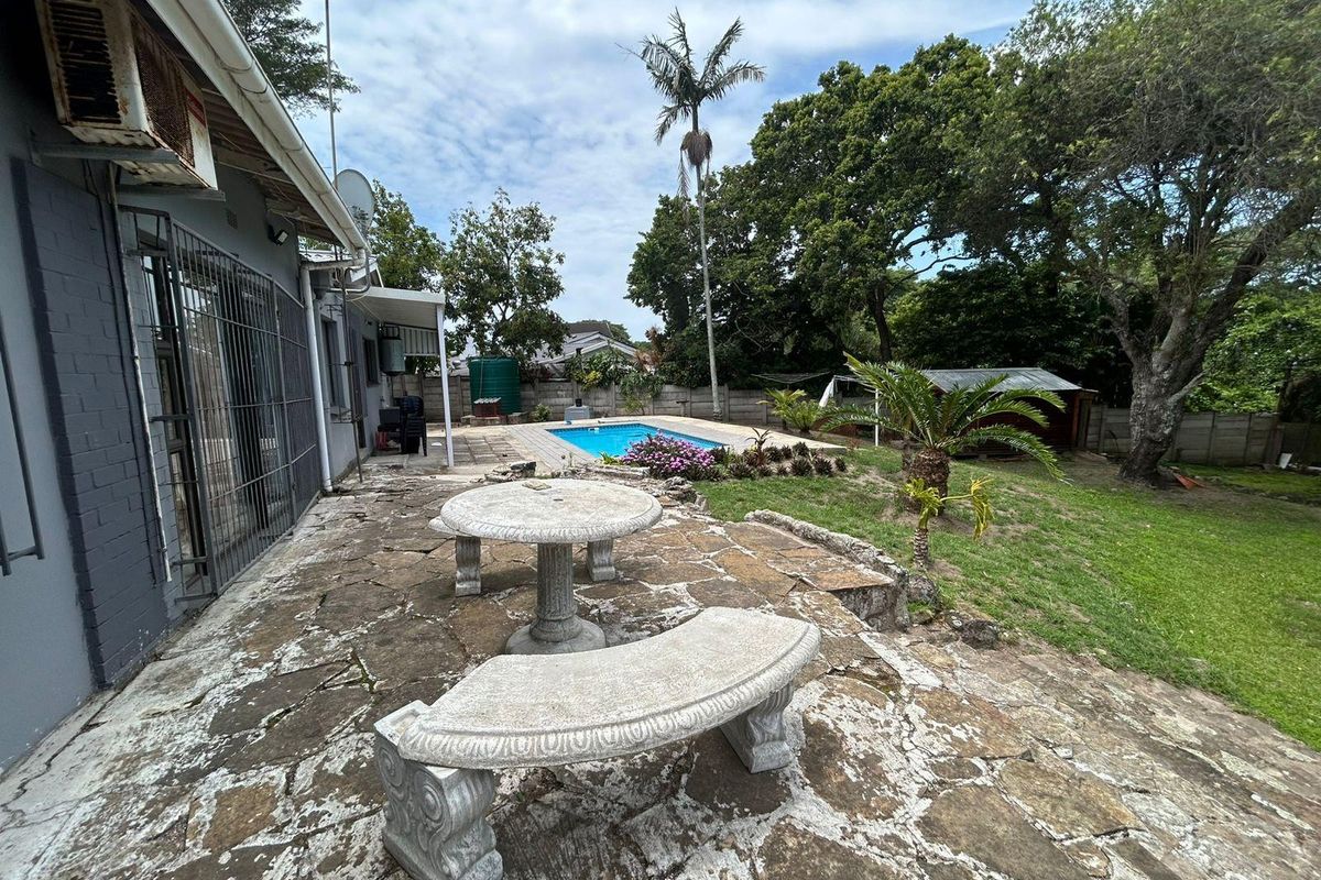 3 Bedroom House To Rent in Uvongo, KwaZulu Natal - Photo 5