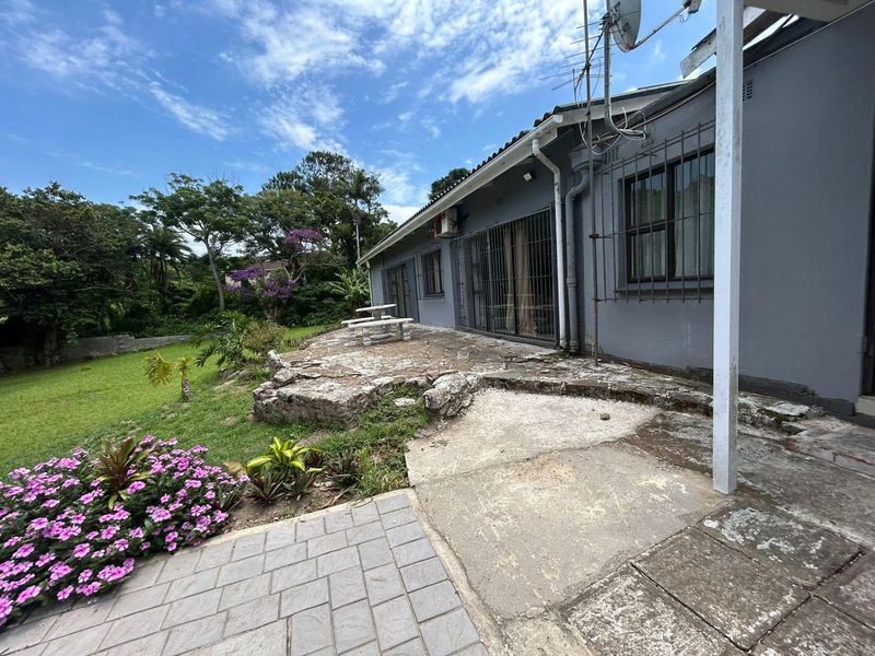 3 Bedroom House To Rent in Uvongo, KwaZulu Natal - Photo 9