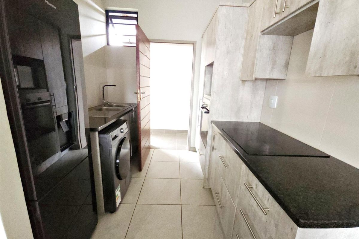 Easy Estate Lifestyle - Popular and in a great Location - Photo 2