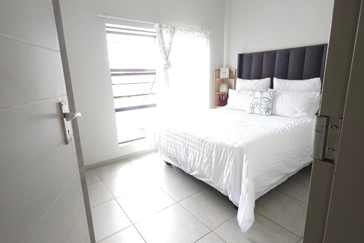 Easy Estate Lifestyle - Popular and in a great Location - Photo 3