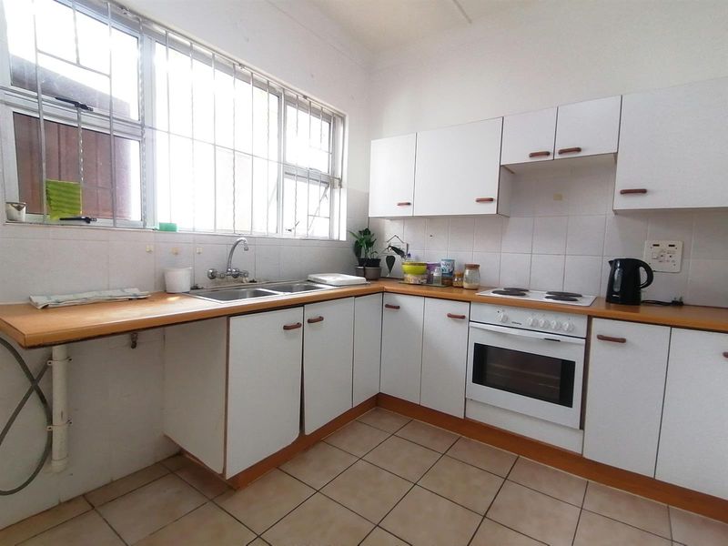 Ramsgate. Starter Home and Co-Investing Opportunity with Income Potential - Photo 7