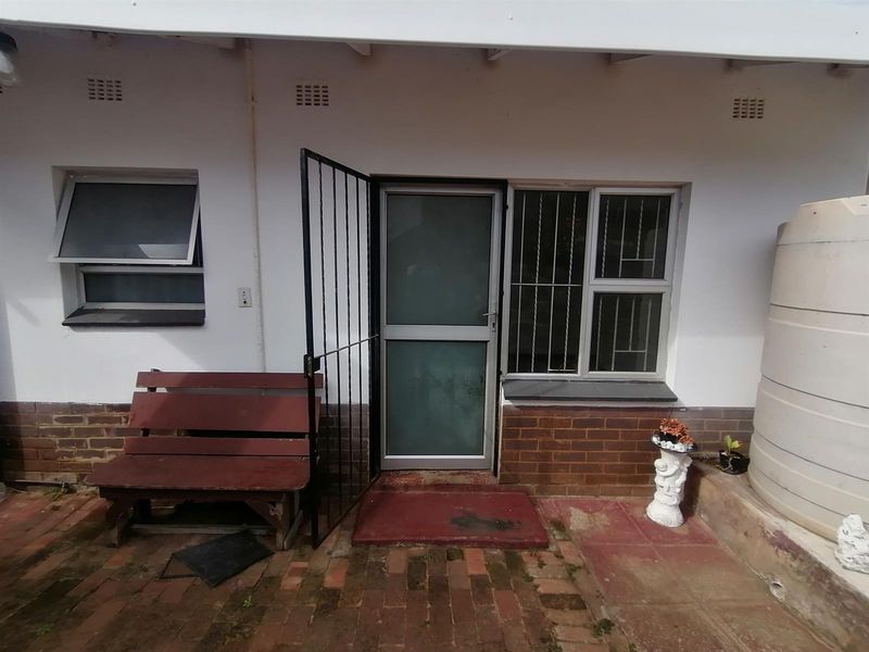 Ramsgate. Starter Home and Co-Investing Opportunity with Income Potential - Photo 6