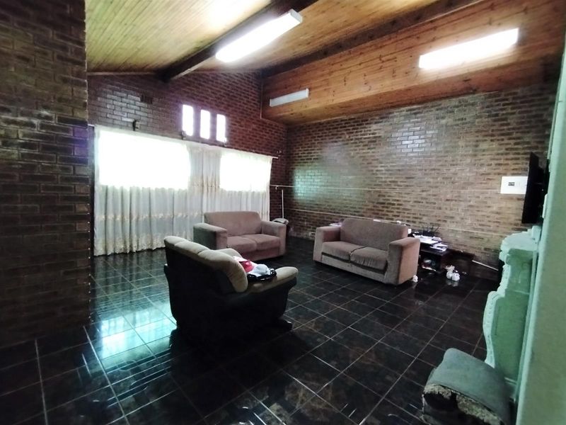 House For Sale in Panorama, Empangeni - Photo 5