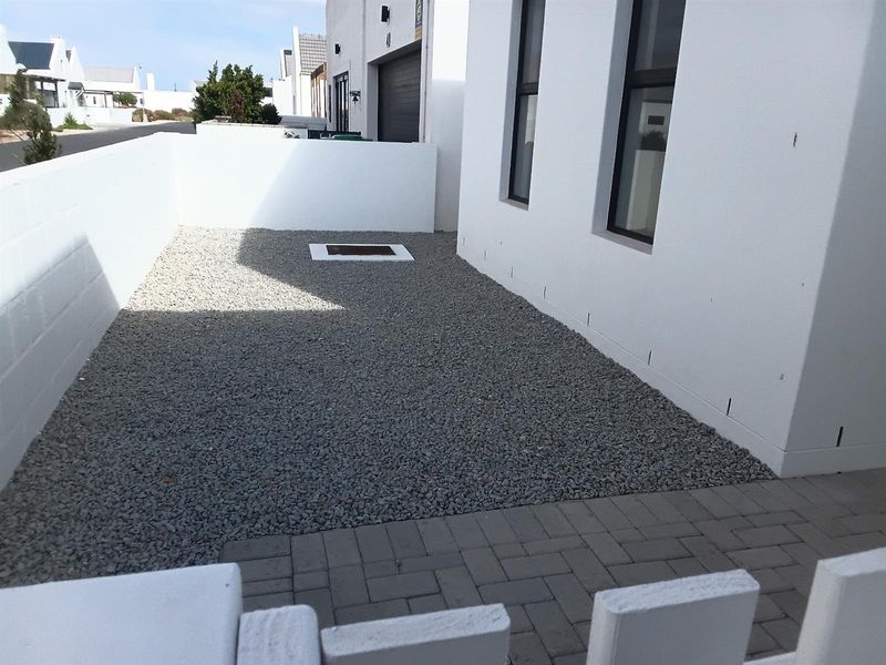 House For Sale in Brittania Bay, St Helena Bay - Photo 2