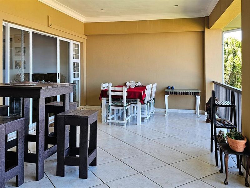 Apartment For Sale in Ramsgate, Margate, KwaZulu Natal - Photo 2