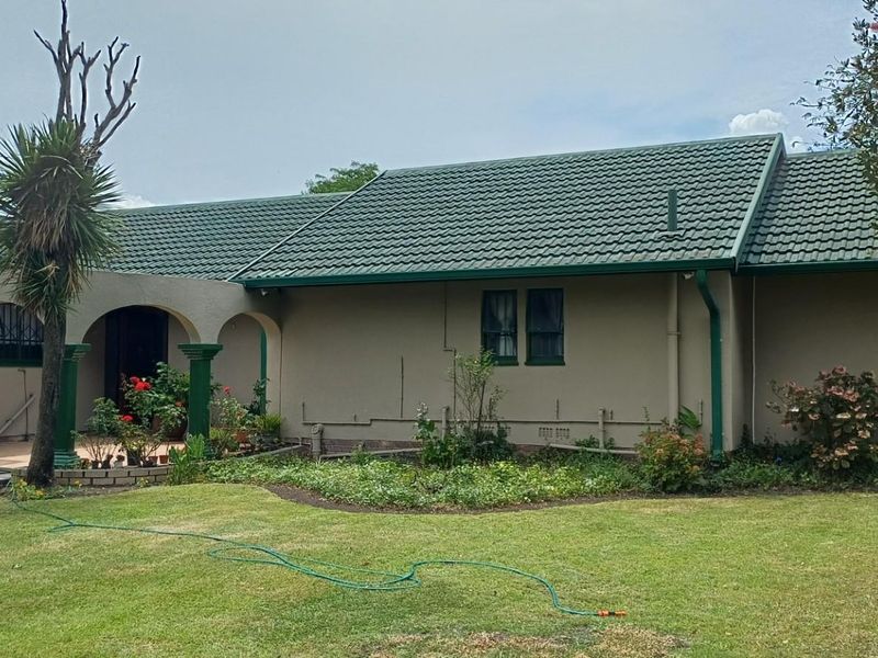 House For Sale in Secunda - Photo 3