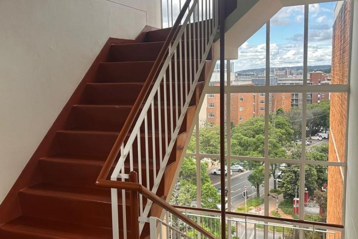 Apartment For Sale in Muckleneuk, Pretoria - Photo 3