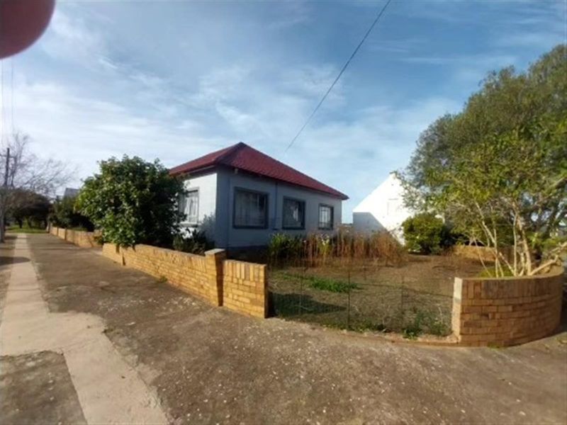 House For Sale in Heidelberg Western Cape - Photo 4