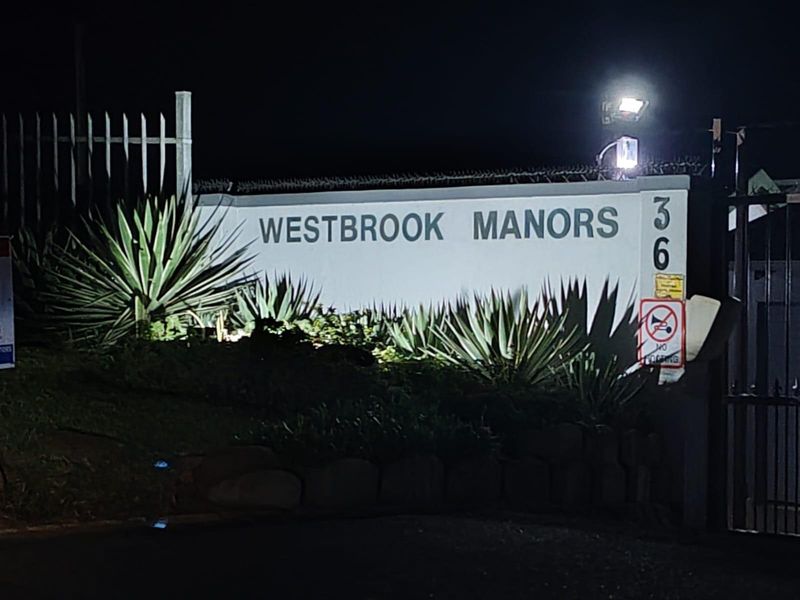 Stunning Sea-View 3-Bedroom Apartment in Sought-After Westbrook Manor - Effortless Coastal Living - Photo 2