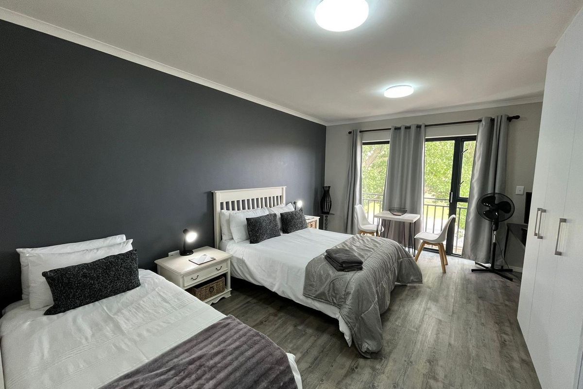 Modern Studio Apartment + Garage in popular Cederberg Estate in Haasendal - Photo 3