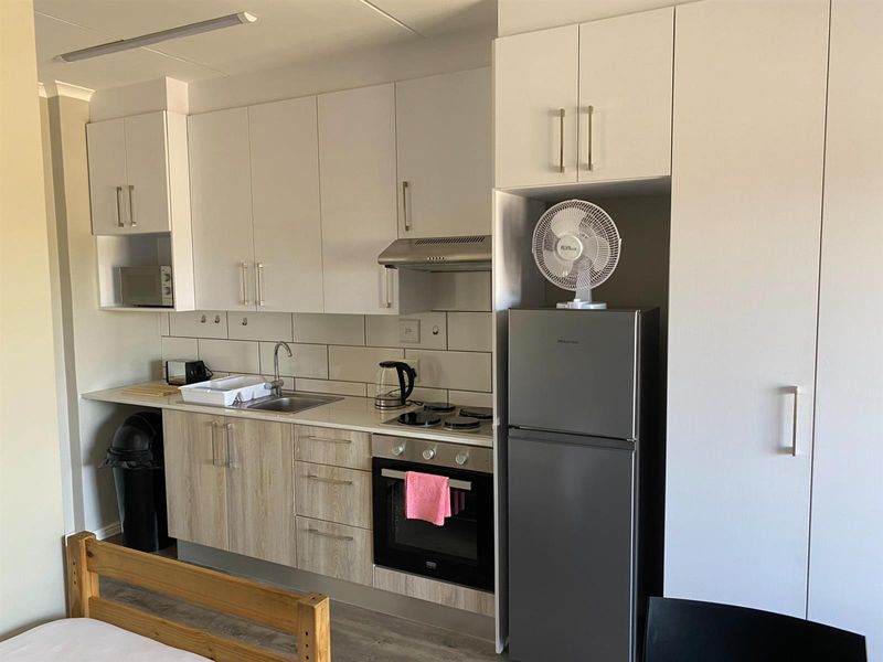 Modern Studio Apartment + Garage in popular Cederberg Estate in Haasendal - Photo 4