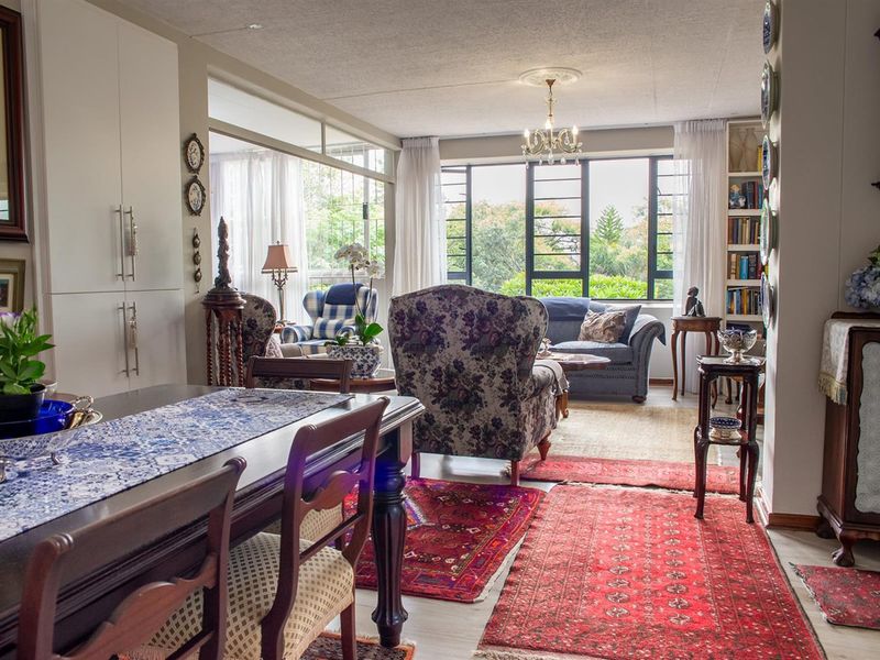 Exceptionally Stylish and Secure 3 Bedroom Apartment For Sale! - Photo 4